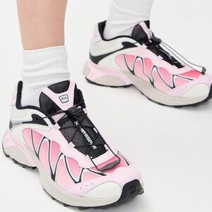 Salomon XT-Whisper Light Pink Sneakers
